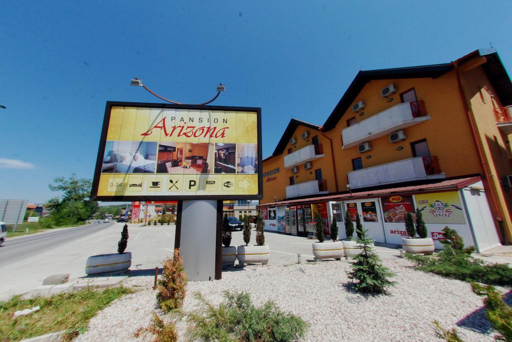 Hotel Arizona Sarajevo Lukavica ภายนอก รูปภาพ