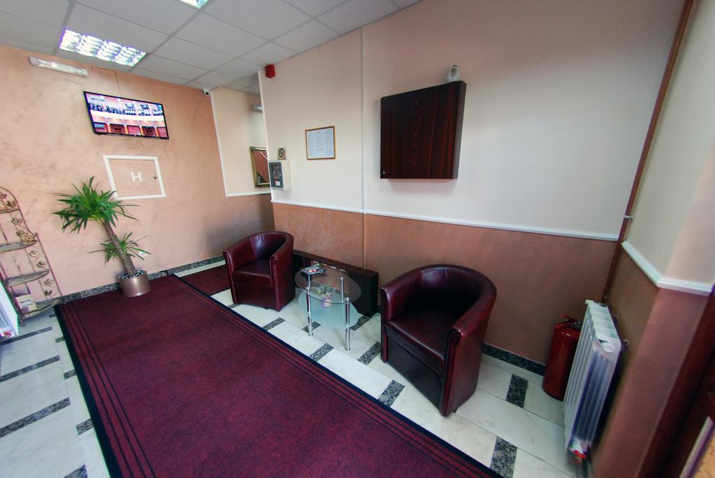 Hotel Arizona Sarajevo Lukavica ภายนอก รูปภาพ