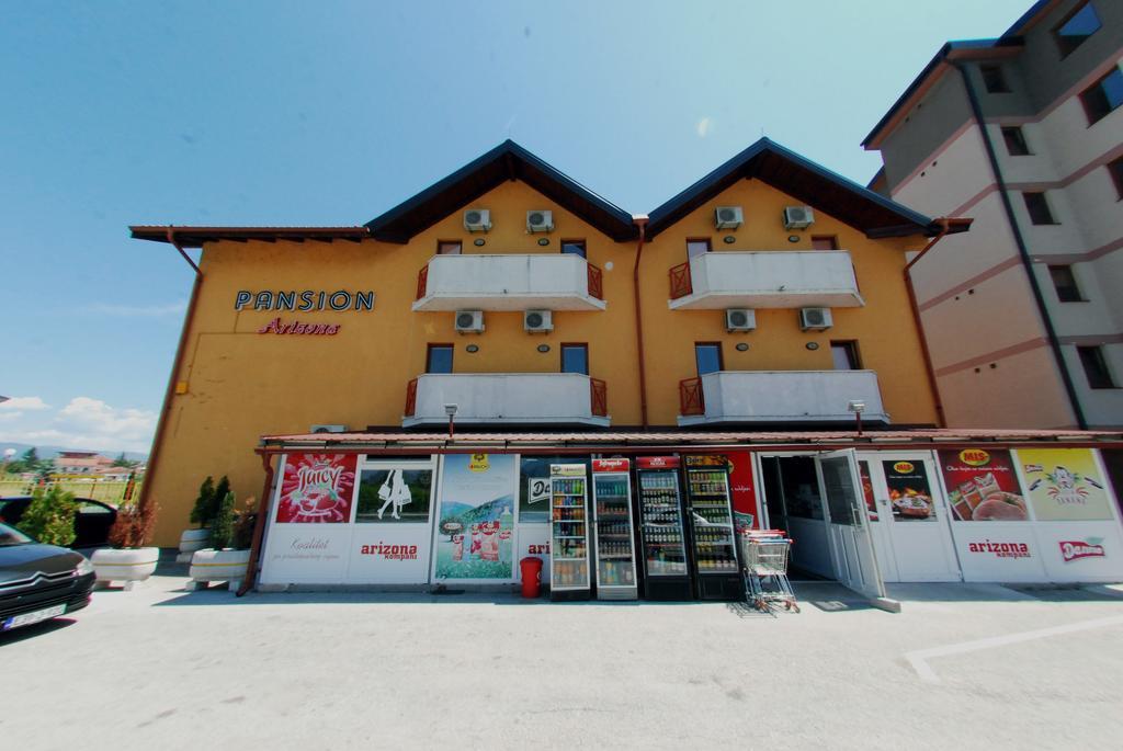 Hotel Arizona Sarajevo Lukavica ภายนอก รูปภาพ