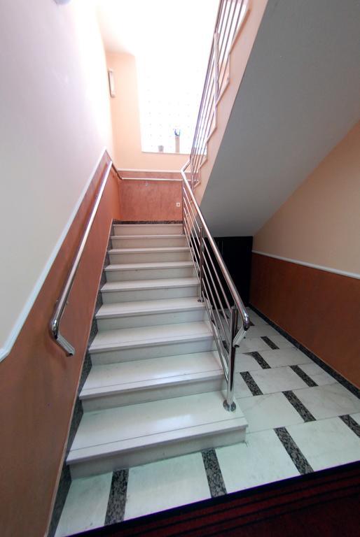 Hotel Arizona Sarajevo Lukavica ภายนอก รูปภาพ